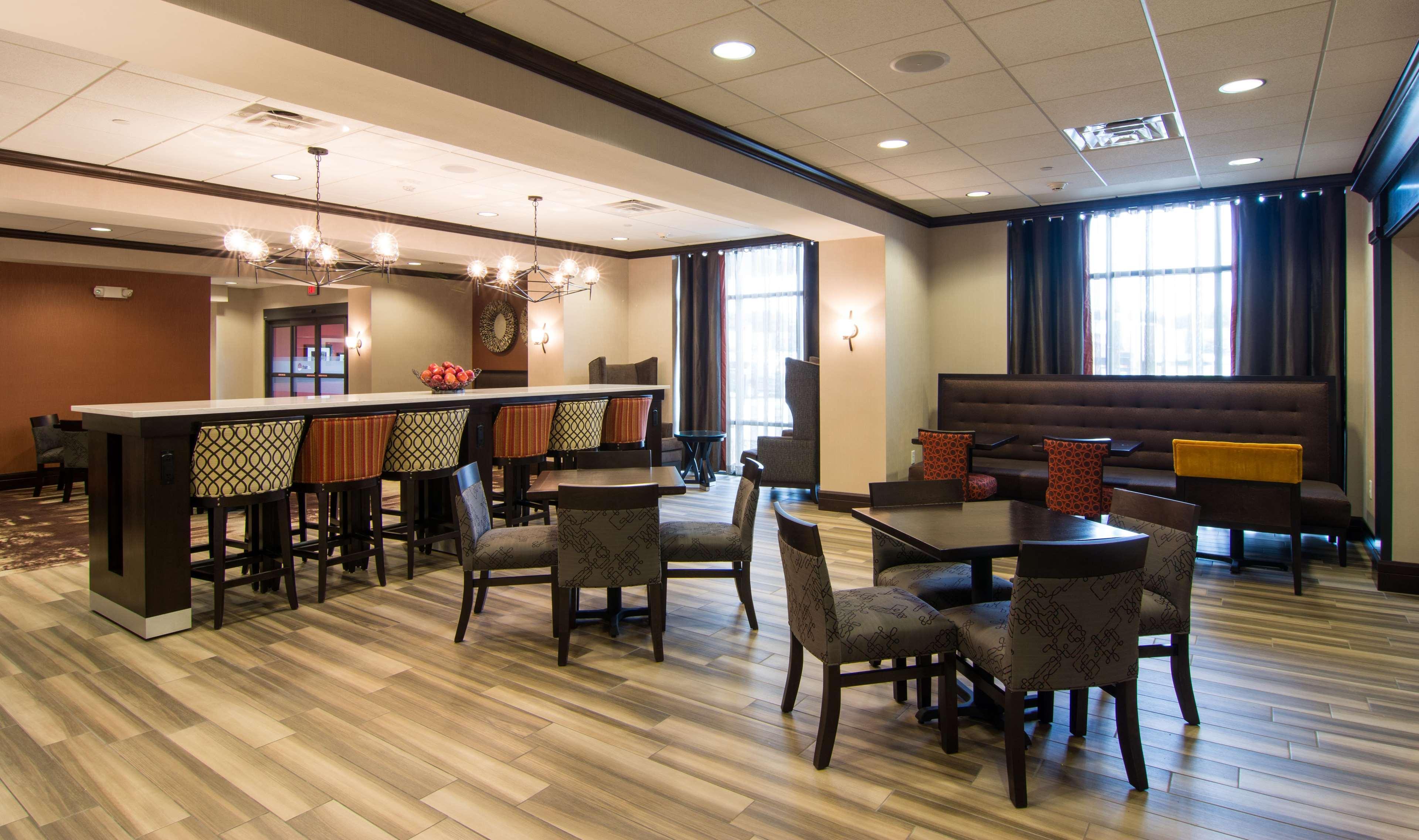 Hampton Inn Orange City Екстериор снимка